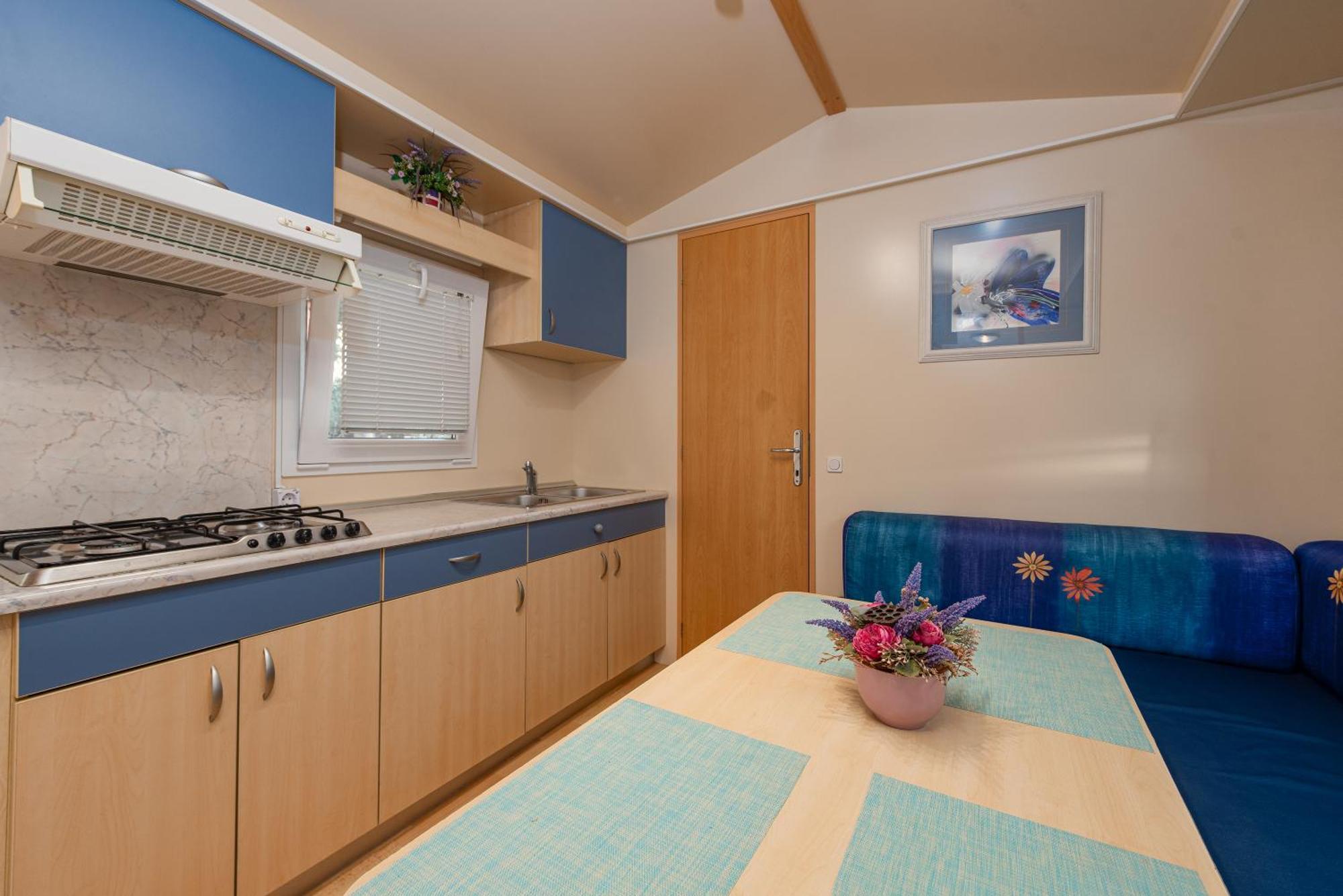 Camp Mrkva Mobile Homes With Pool Sukošan 部屋 写真
