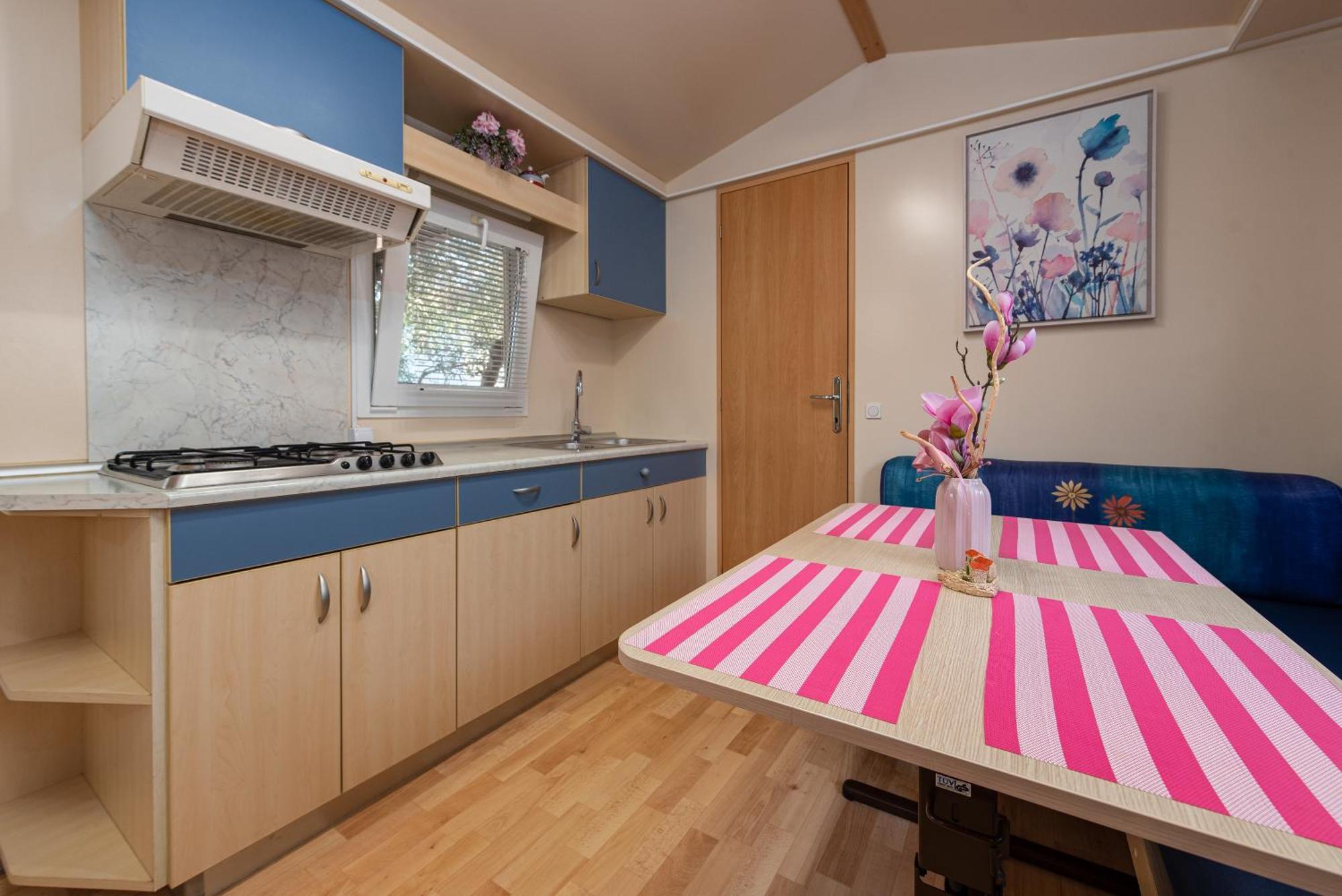 Camp Mrkva Mobile Homes With Pool Sukošan 部屋 写真