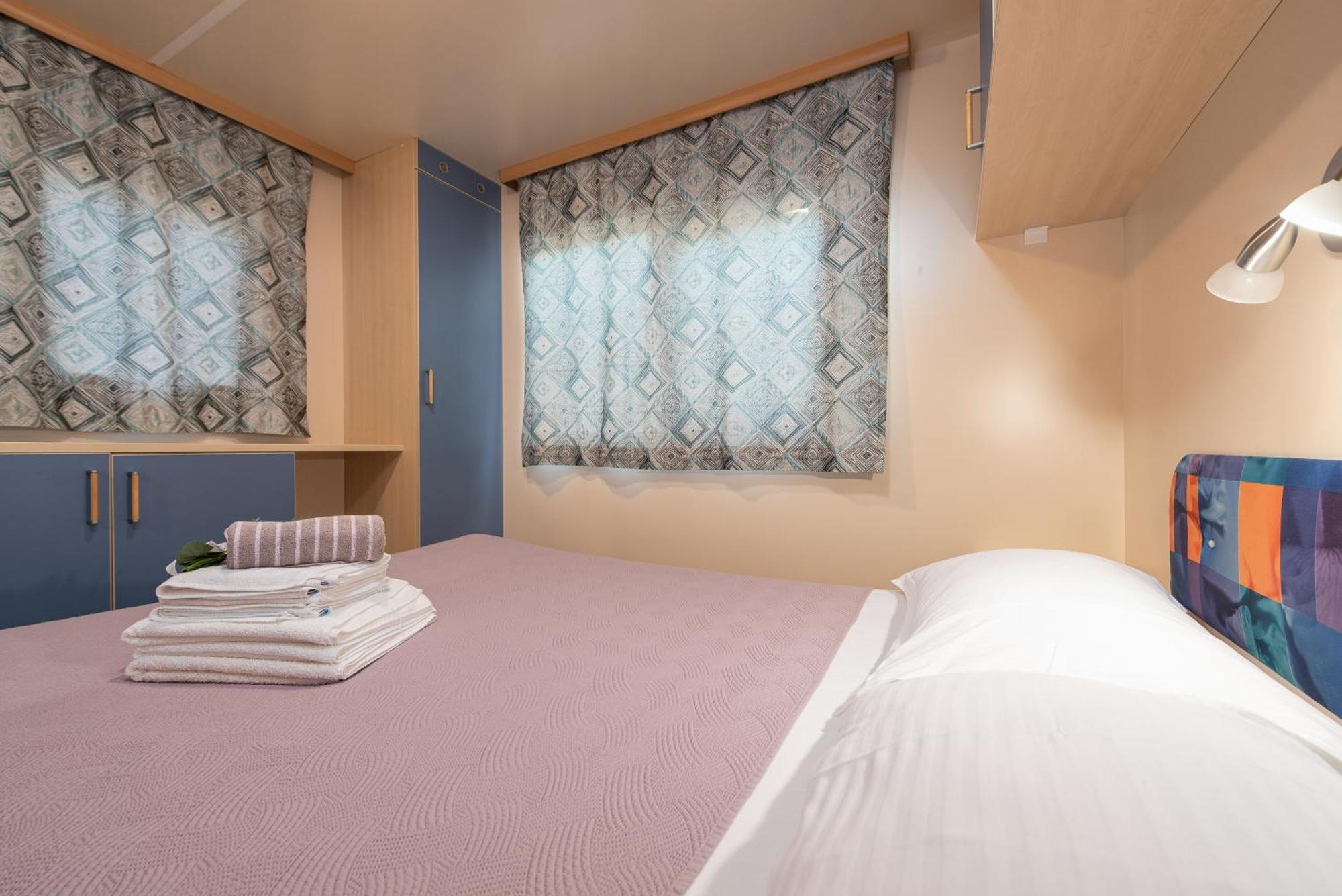 Camp Mrkva Mobile Homes With Pool Sukošan 部屋 写真