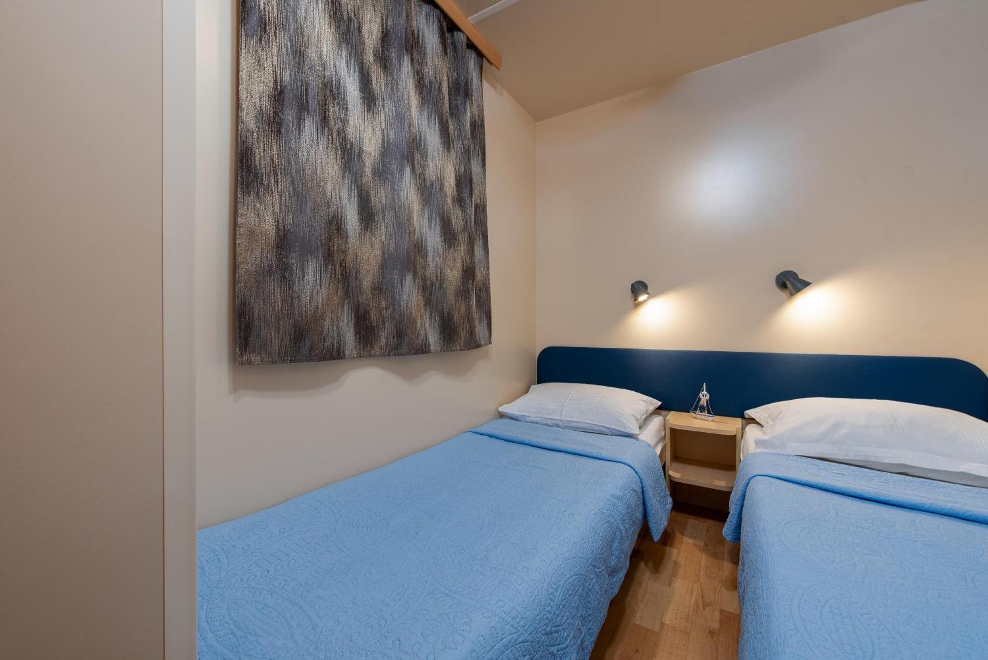 Camp Mrkva Mobile Homes With Pool Sukošan 部屋 写真